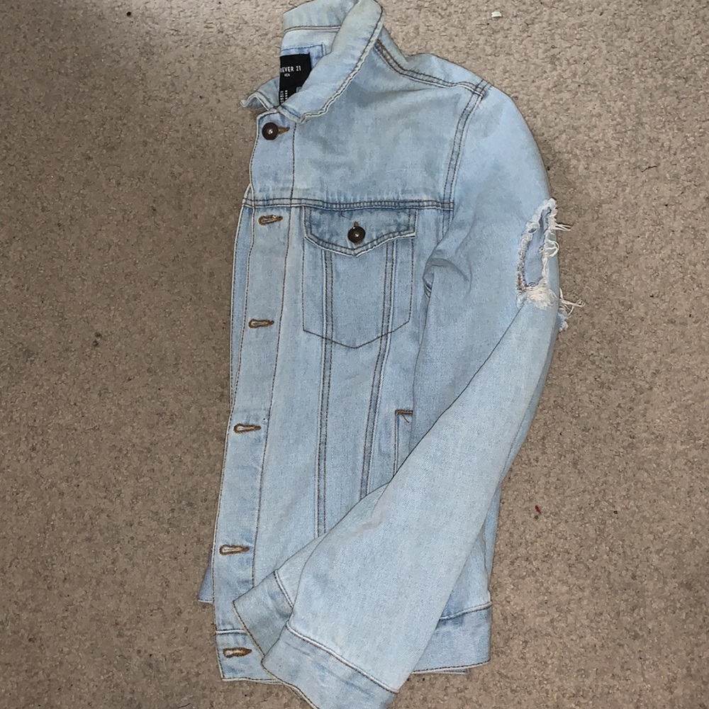 Distressed Jean jacket - Picture 3 of 3